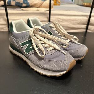 New Balance 574 Women’s 7.5